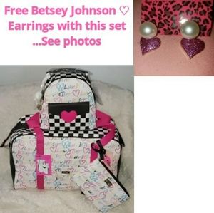 NWT Betsey Johnson 3pc Scribble Weekender Set